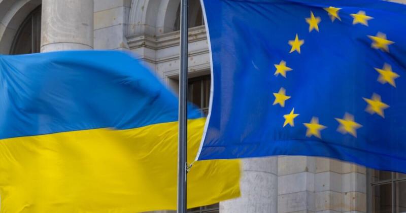 Європейський Союз планує реформувати механізм фінансування військової підтримки для України через регулярні вето з боку Угорщини, повідомляють ЗМІ.