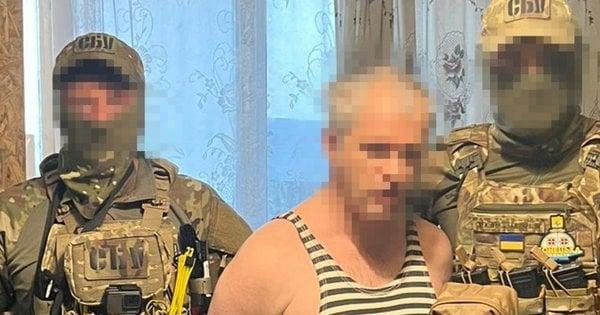 Служба безпеки України затримала зрадника, який сприяв російським військам у спробі прориву до Покровська.