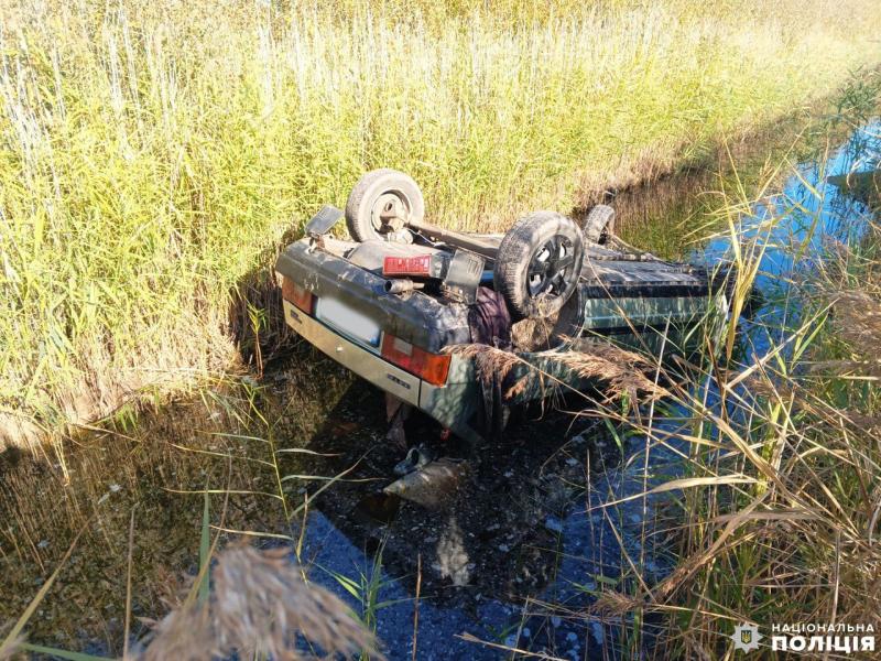 Водій з Зарічного трагічно загинув, коли його автомобіль перевернувся в меліоративну канаву (ФОТО). Рівненська область - Новини Рівного та регіону - Рівне Вечірнє.